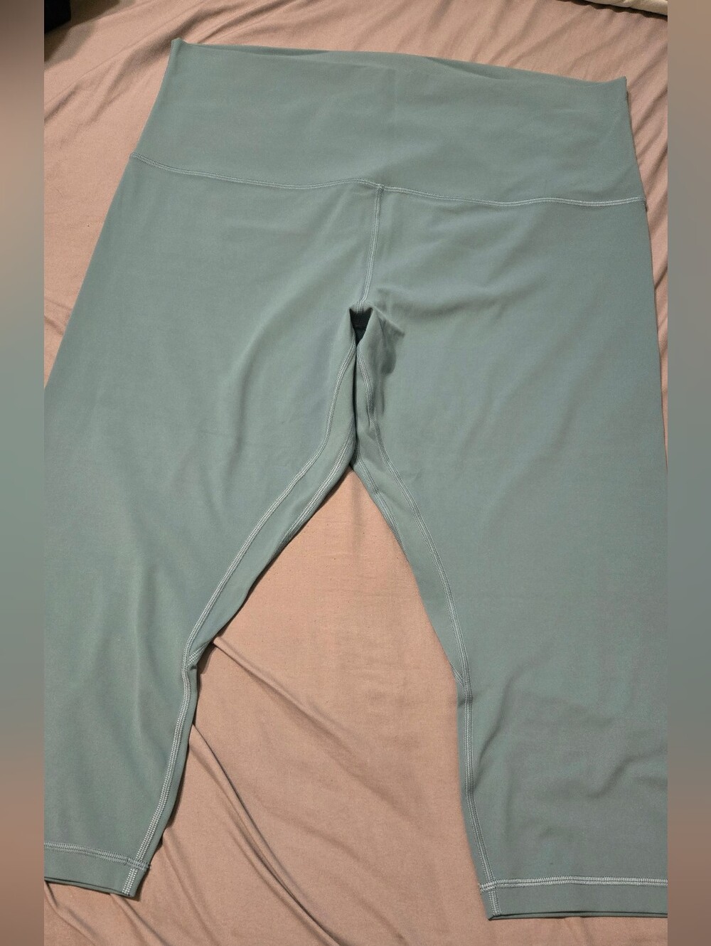 Lululemon Align Super High-Rise Crop 21